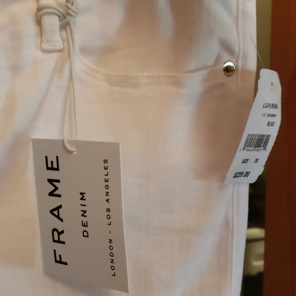 FRAME  sz 28(US 6) white denim flare crop … - Picture 5 of 5